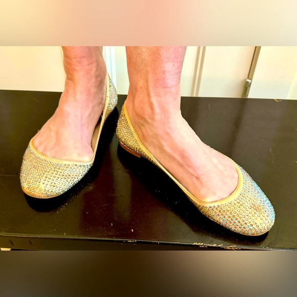 Steve Madden Shoes - STEVE MADDEN RHINESTONE vintage satin slippers.  Size 8